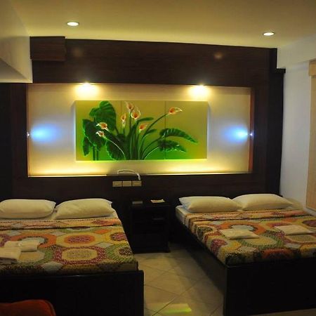 Jj Midcity Inn Tabaco Buitenkant foto